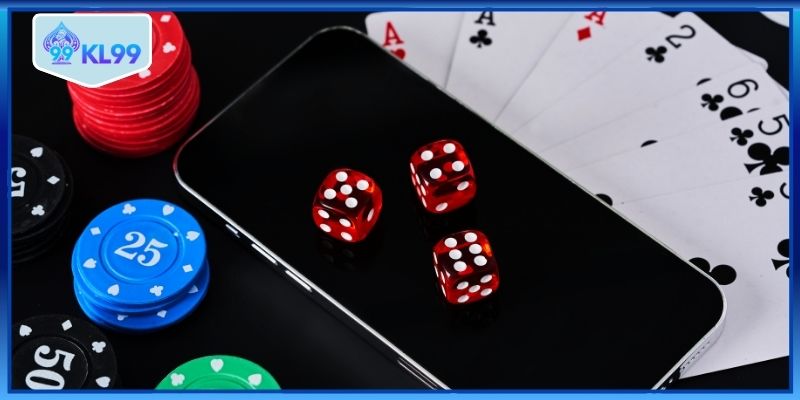 Luật chơi phỏm khá dễ hiểu