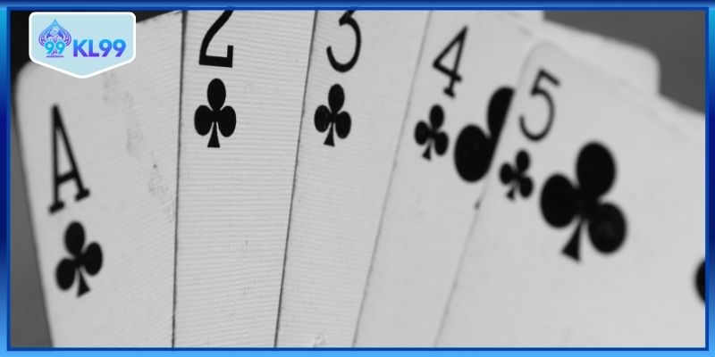 Luật chơi tiến lên không quá khó